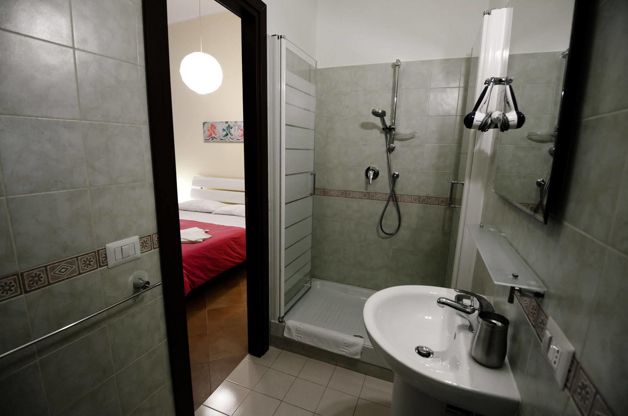 Rome Services Porta Castello Ngoại thất bức ảnh